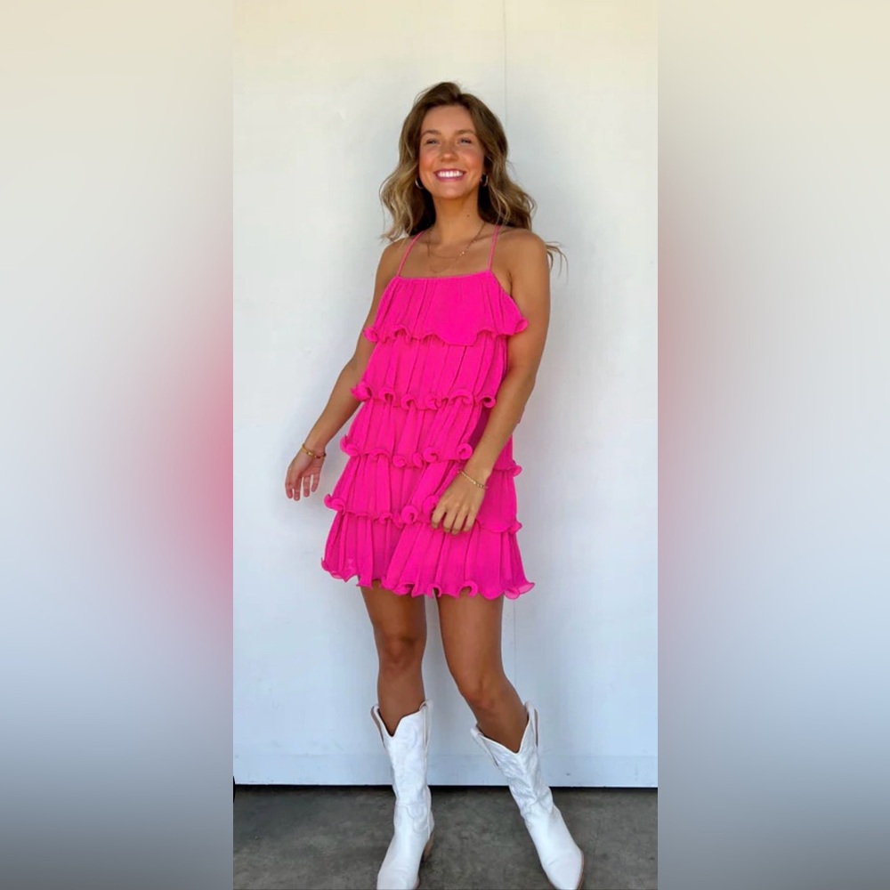 Vestique Pink Ruffled Dress Small